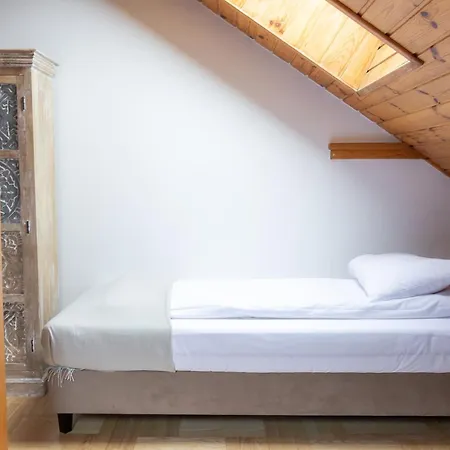Guest house Blisshouse Luxurious Calm And Energetic Spot Near By Surrounded By The Forest Where Will Find Your Peace And Your People Krakow