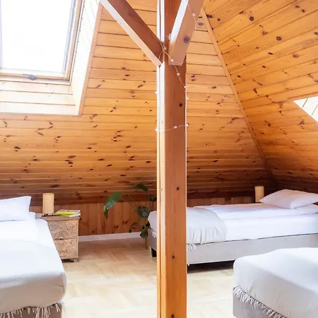 Guest house Blisshouse Luxurious Calm And Energetic Spot Near By Surrounded By The Forest Where Will Find Your Peace And Your People Krakow