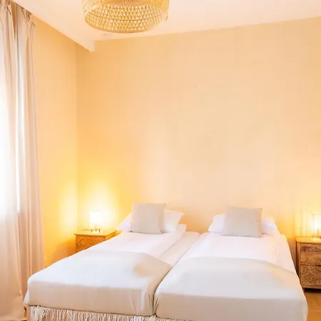 Blisshouse Luxurious Calm And Energetic Spot Near By Surrounded By The Forest Where Will Find Your Peace And Your People Guest house