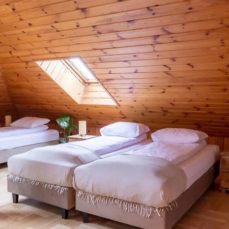 Pensjonat Blisshouse Luxurious Calm And Energetic Spot Near By Surrounded By The Forest Where Will Find Your Peace And Your People *