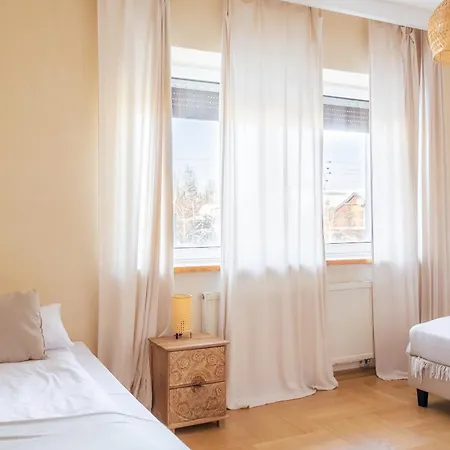Гостевой дом Blisshouse Luxurious Calm And Energetic Spot Near By Surrounded By The Forest Where Will Find Your Peace And Your People