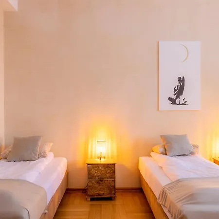 Blisshouse Luxurious Calm And Energetic Spot Near By Surrounded By The Forest Where Will Find Your Peace And Your People