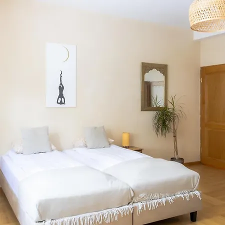 Blisshouse Luxurious Calm And Energetic Spot Near By Surrounded By The Forest Where Will Find Your Peace And Your People