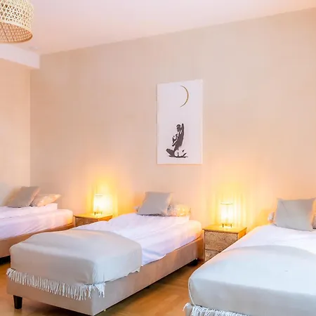 Pensjonat Blisshouse Luxurious Calm And Energetic Spot Near By Surrounded By The Forest Where Will Find Your Peace And Your People *