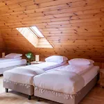 Vendégház Blisshouse Luxurious Calm And Energetic Spot Near By Surrounded By The Forest Where Will Find Your Peace And Your People *