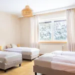 Blisshouse Luxurious Calm And Energetic Spot Near By Surrounded By The Forest Where Will Find Your Peace And Your People *