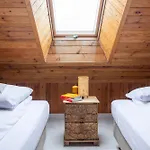 Blisshouse Luxurious Calm And Energetic Spot Near By Surrounded By The Forest Where Will Find Your Peace And Your People *