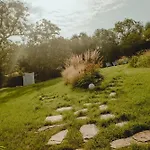 Vendégház Blisshouse Luxurious Calm And Energetic Spot Near By Surrounded By The Forest Where Will Find Your Peace And Your People Krakkó
